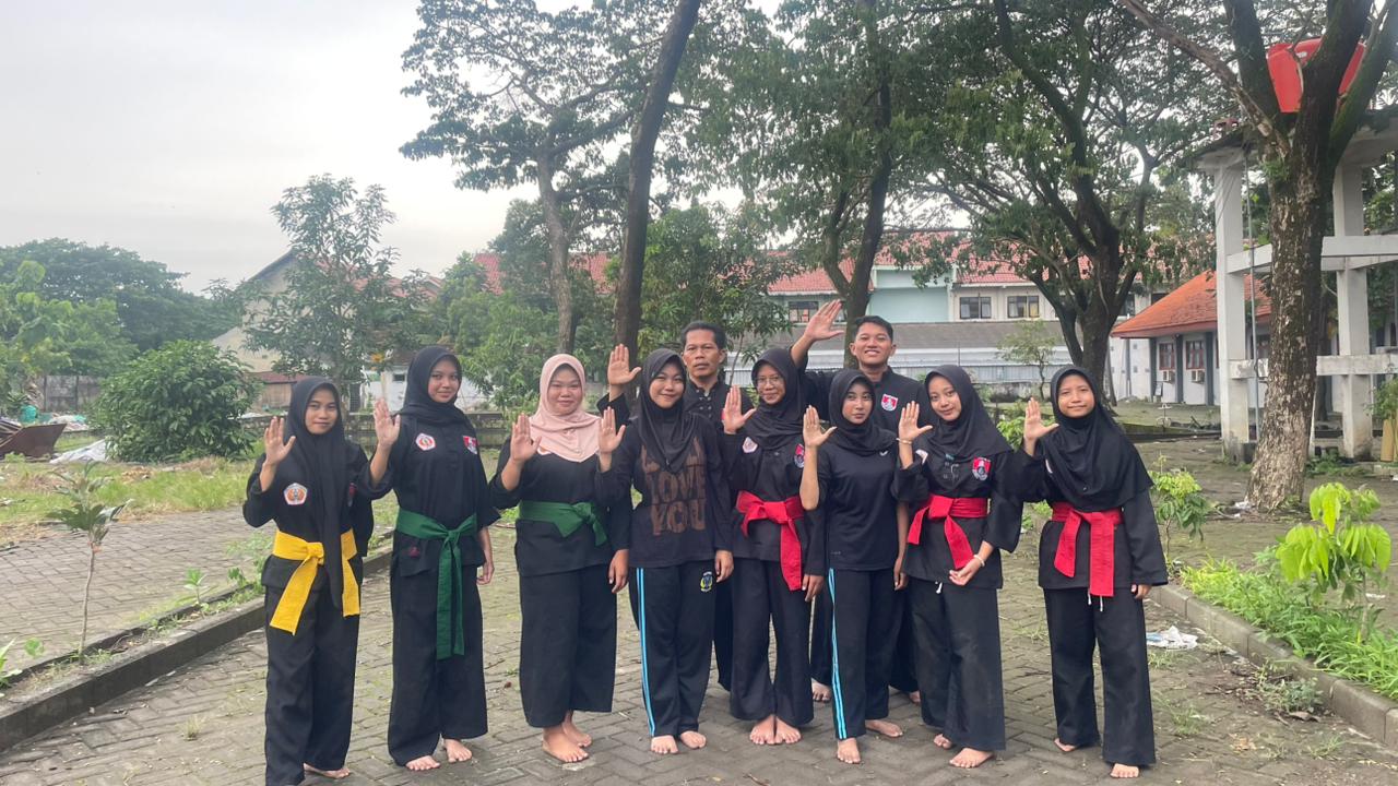 SEKSI 2 : Ekstrakulikuler PENCAK SILAT